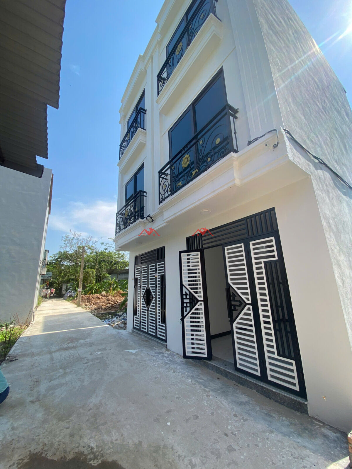 Bán nhà 33.7m Thôn Long Châu – Phụng Châu – Chương Mỹ – Hà Nội