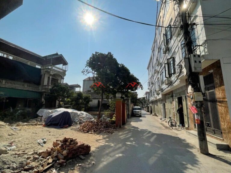 32m nhà 4 tầng kinh doanh buôn bán. An Thắng. Biên Giang. Hà Đông