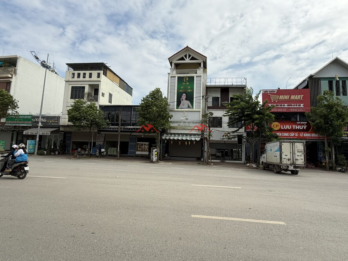 60,9m2 NHÀ 3TẦNG QL6A TIÊN PHƯƠNG. CHƯƠNG MỸ.