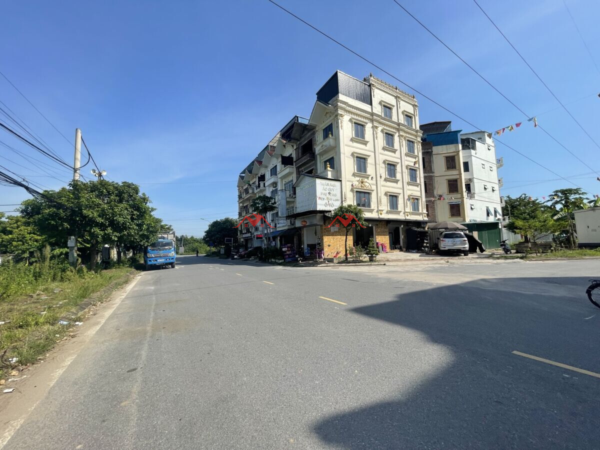 Lộc Ninh. Thị Trấn Chúc Sơn. Chương Mỹ