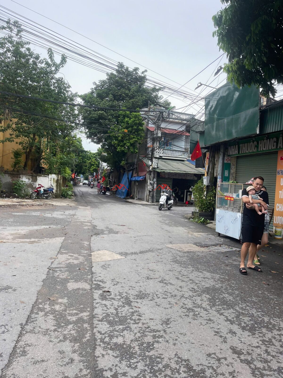 Mặt đường kinh doanh. Biên Giang. Hà Đông