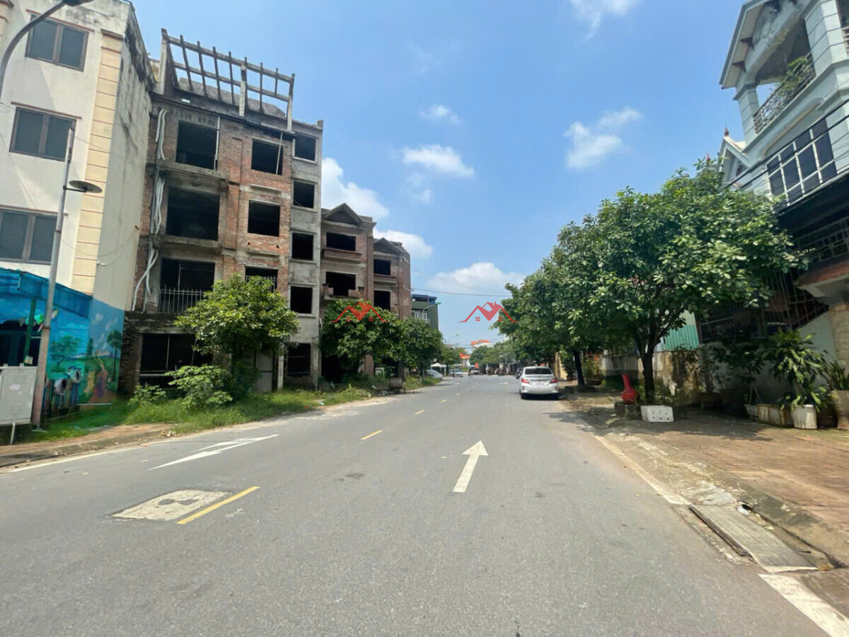 120.1m LK Lộc Ninh – TT Chúc Sơn – Chương Mỹ – Hà Nội